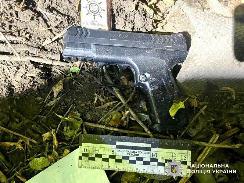 На Миколаївщині підліток влучив дівчині в око з пневматичної зброї