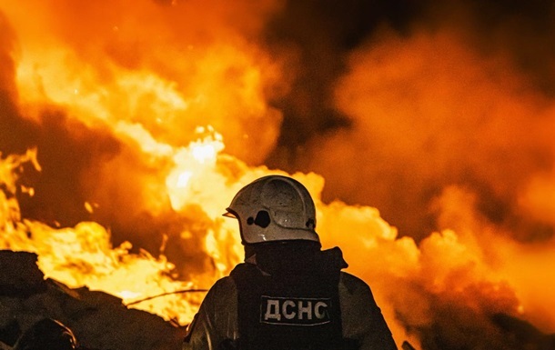 Поблизу міста Самар через вибух евакуюють людей