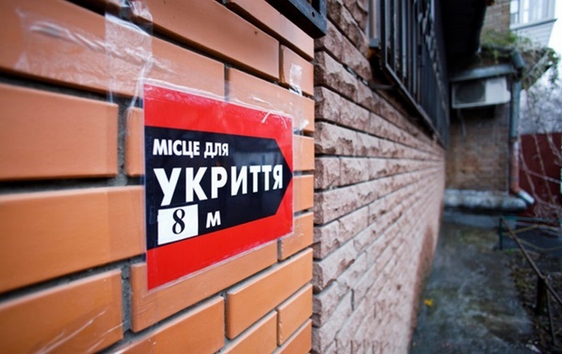 Сховаються не всі: скільки нових укриттів збудували у Києві з 2022 року