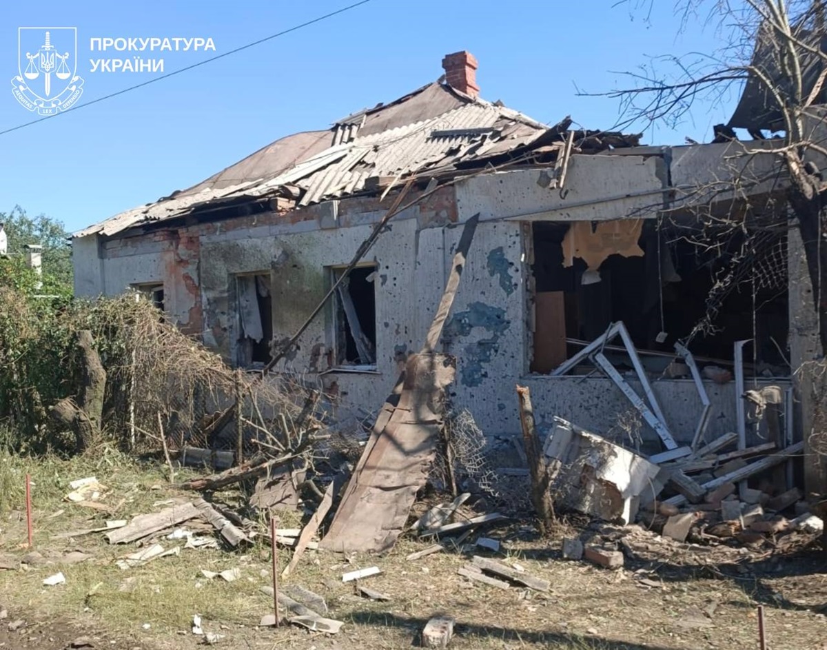Внаслідок обстрілу Ізюму загинув чоловік, постраждала дитина